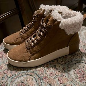 Women’s Time and True Suede Ankle Booties, Size 7.